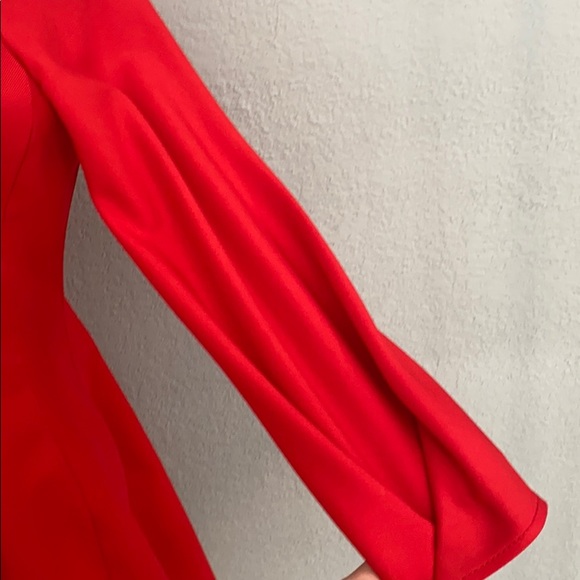 Red long sleeve dress - Picture 6 of 6